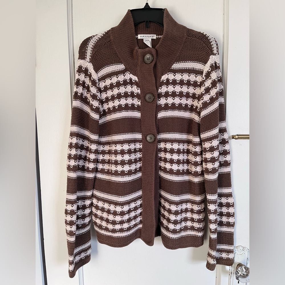 Brown/white thick cardigan by Hannah, XL
